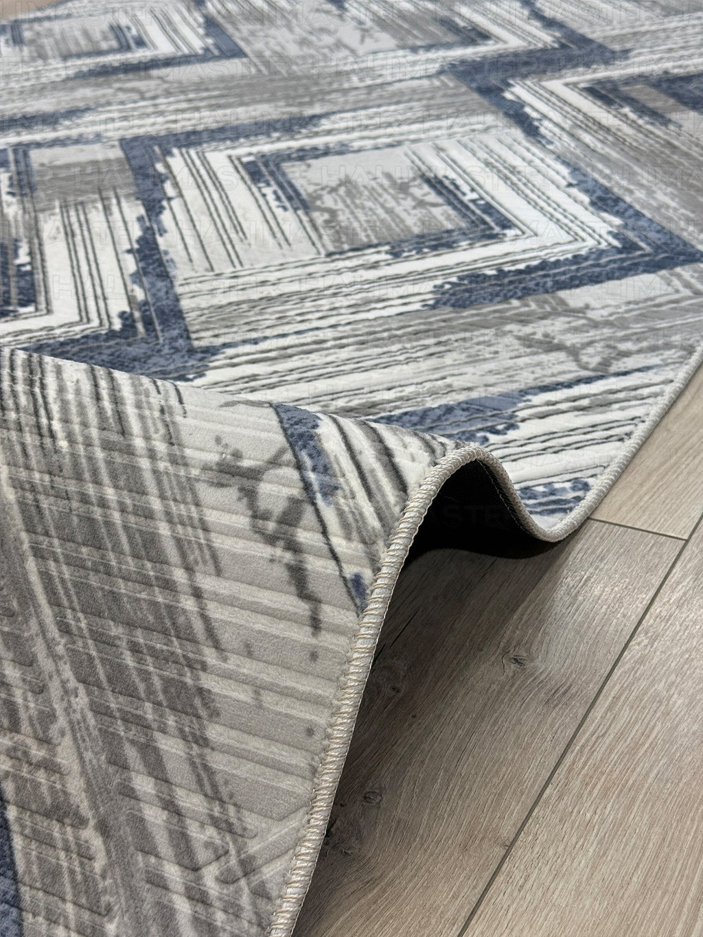 Jel Modern Gri Çizgili Özel Ölçü Kesme Yolluk - Kaymaz Tabanlı Halı