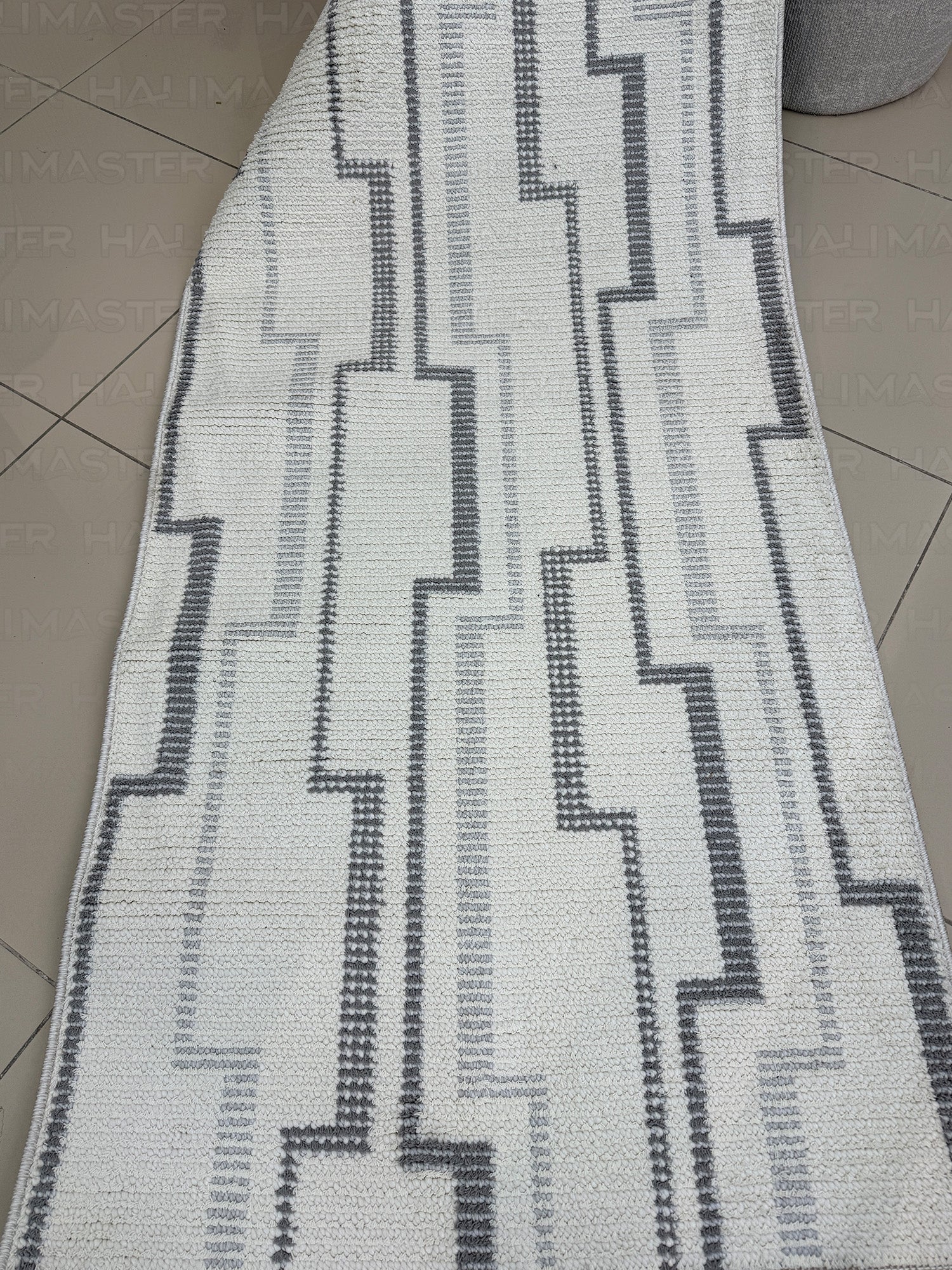 Dekoratif Modern Geometrik Desenli Antrasit Gri Halı - Özel Ölçü