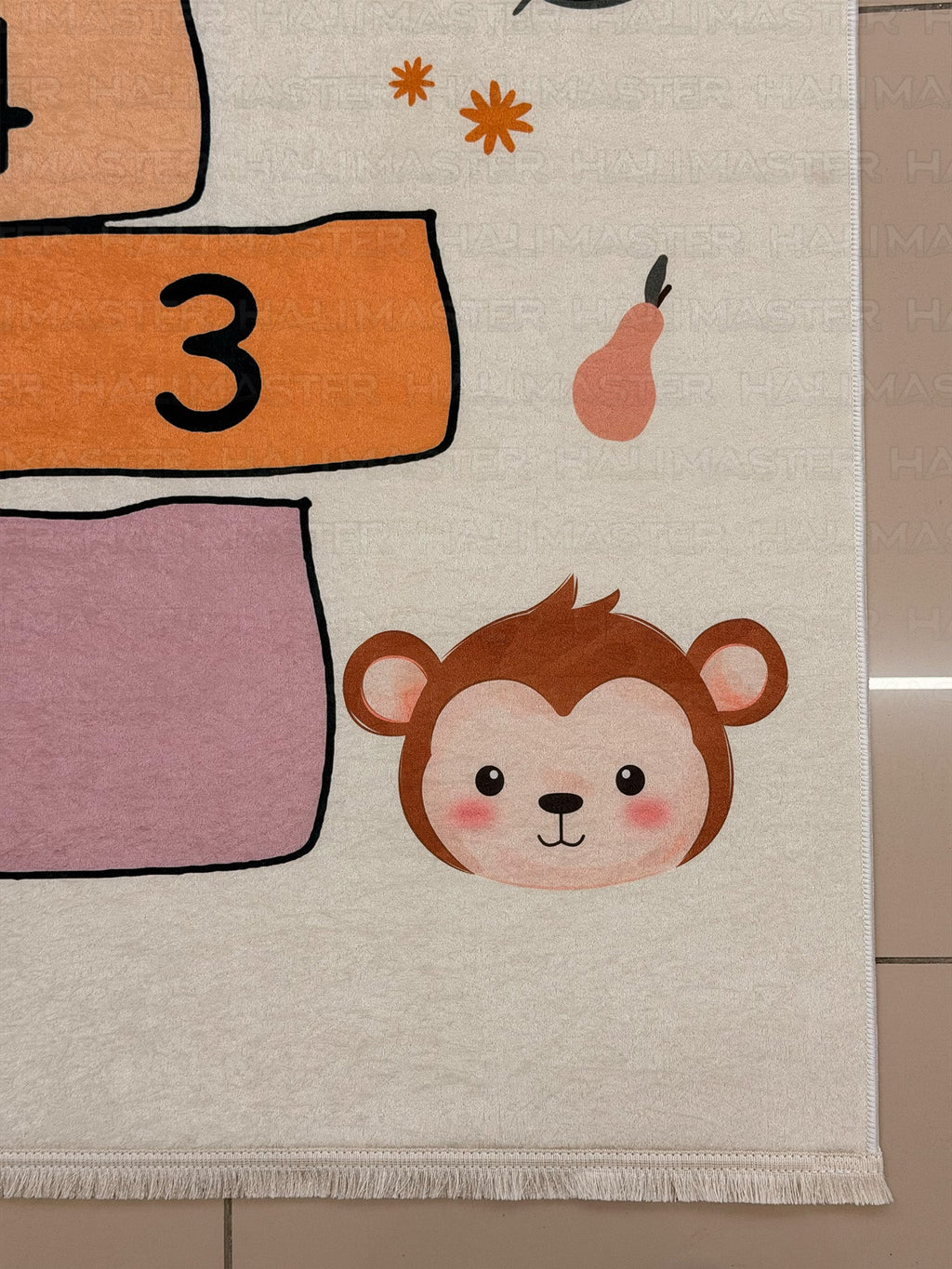 Bohem Hayvan Figürlü Seksek Desenli Eğitici Çocuk ve Bebek Odası Halısı - Pastel Tonlar