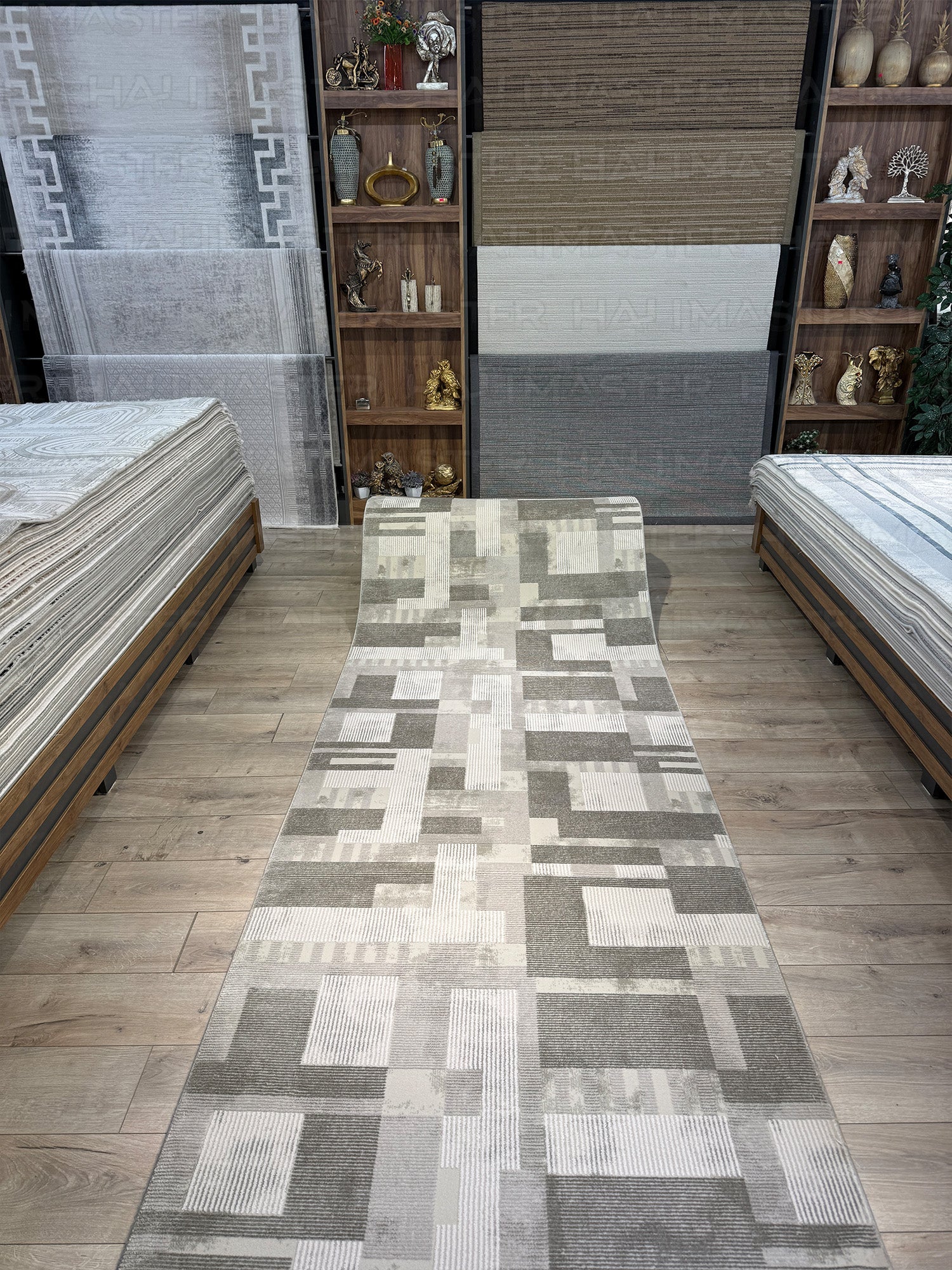 Neva Gri Bej Geometrik Blok Desenli Modern Kesme Halı - Özel Ölçü Yolluk