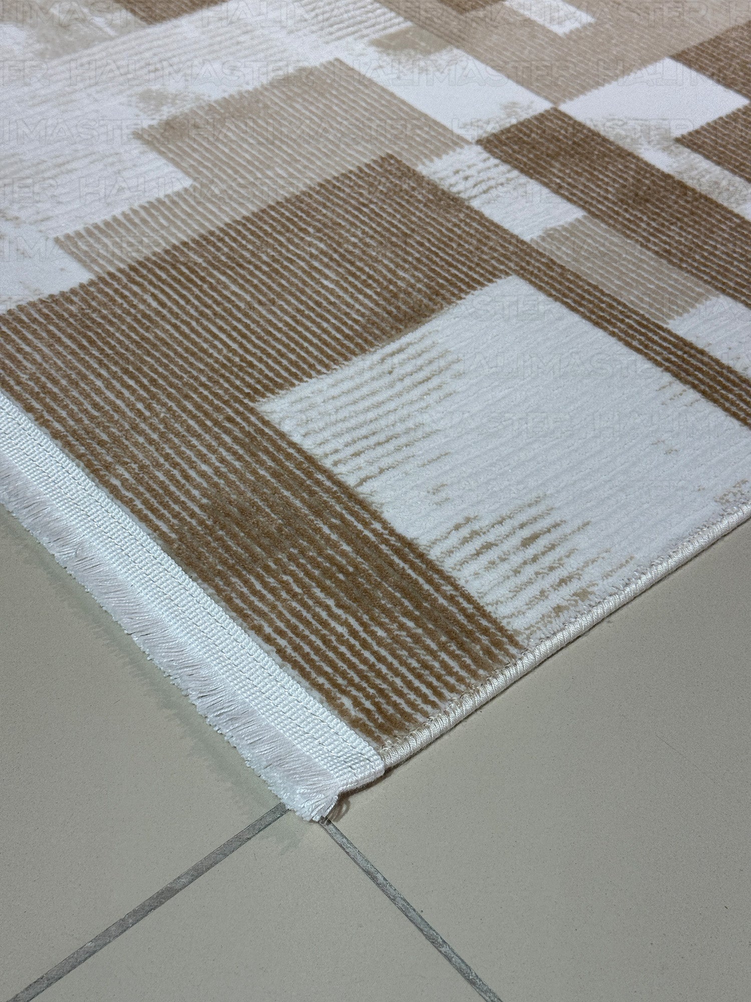 Modern Geometrik Desenli Salon Halısı - Bej ve Kahve Tonları