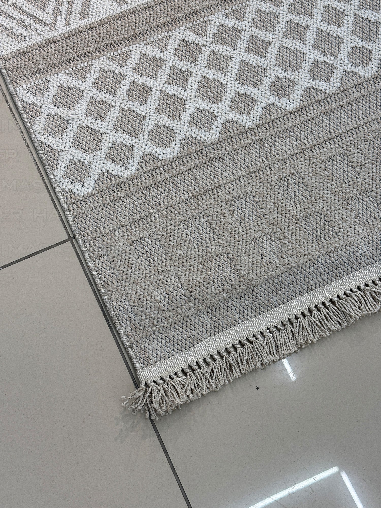 Modern Geometrik Desenli Krem Kahve Dekoratif Salon ve Oturma Odası Halısı - 4m² - Saçaklı