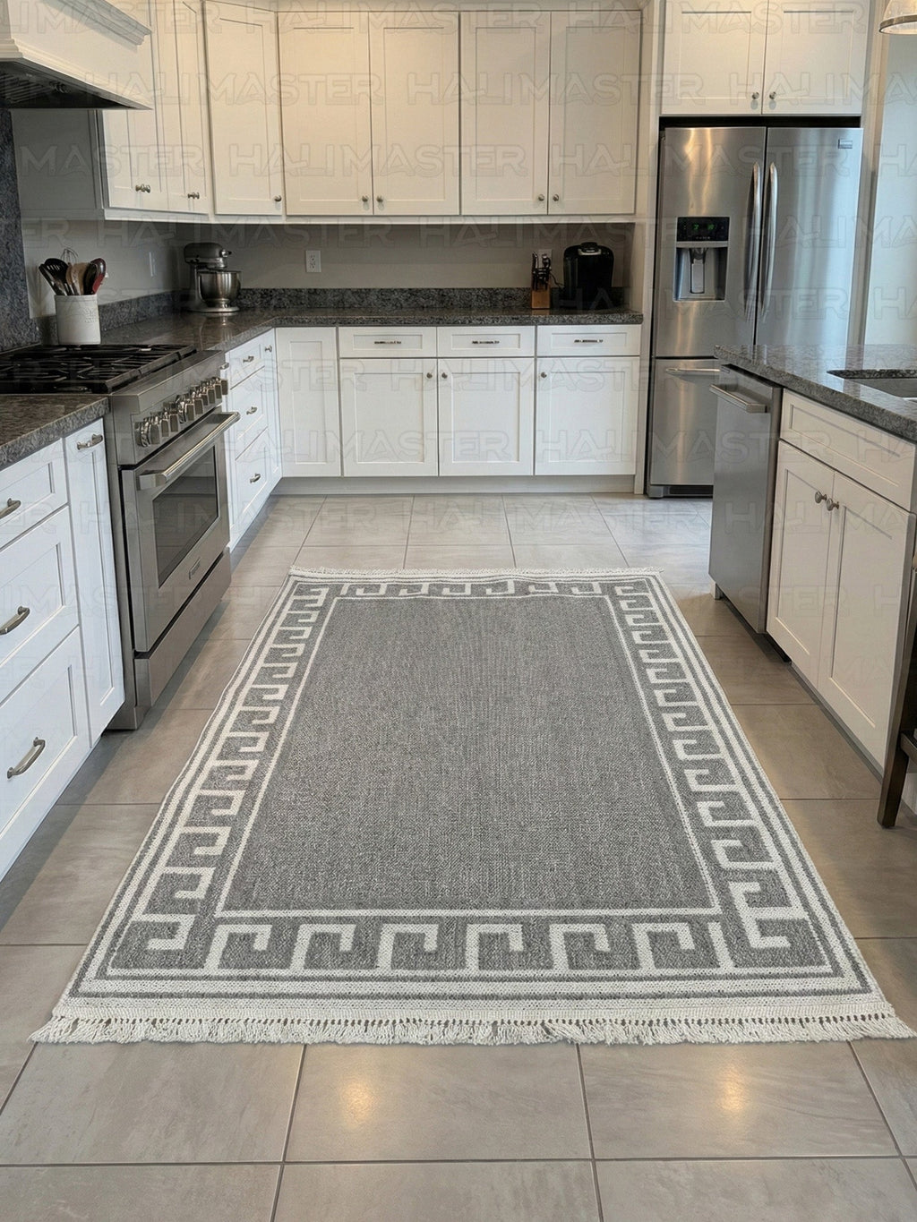 Gri Beyaz Çerçeve Desenli Modern Saçaklı Halı - 4m²
