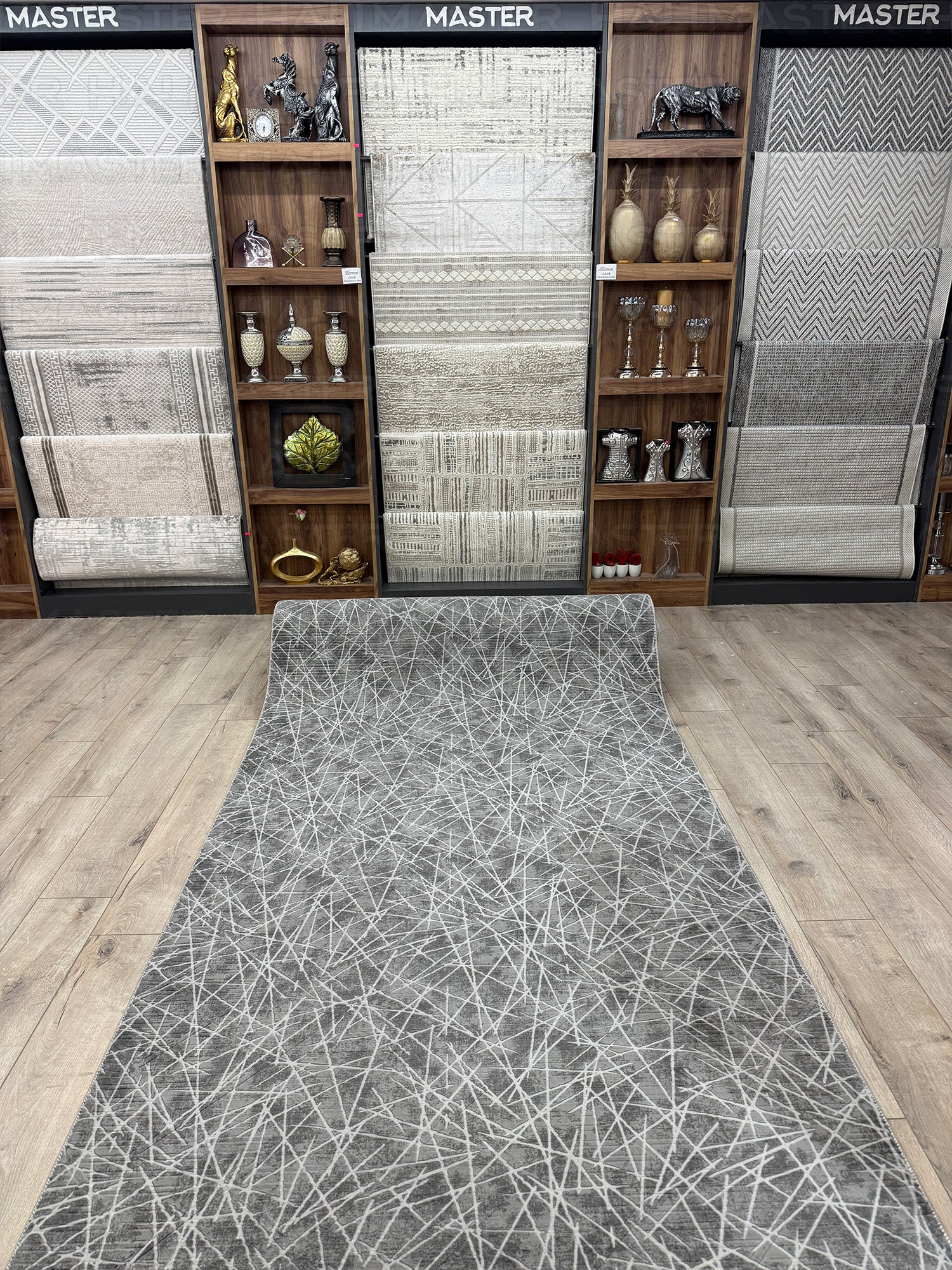 Jel Modern Gri Antrasit Geometrik Çizgili Özel Ölçü Kesme Halı