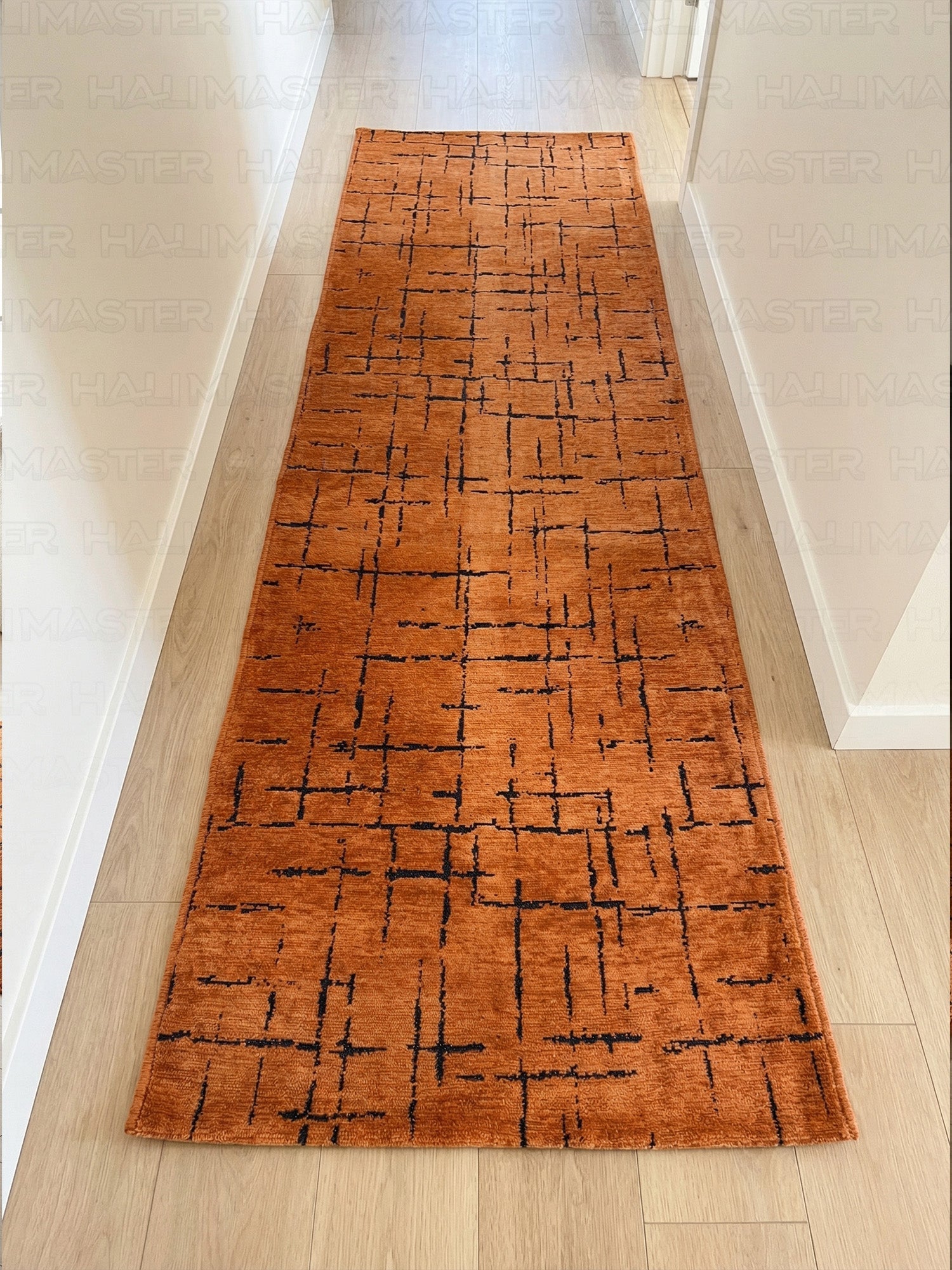 Kilim Siyah Çizgili Modern Kiremit Turuncu Salon Halısı ve Yolluk Özel Ölçü